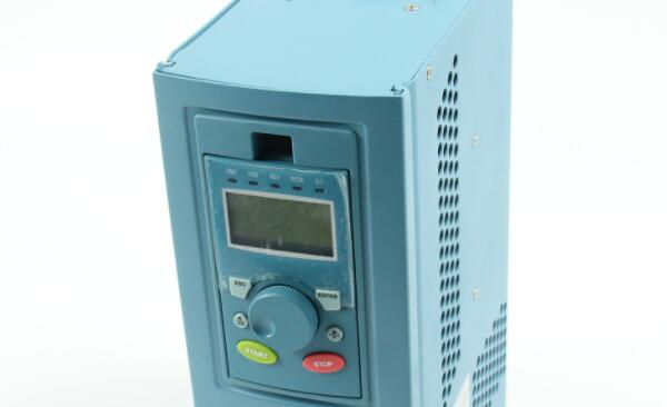 高壓電機滑環(huán)打火的原因及解決方法
